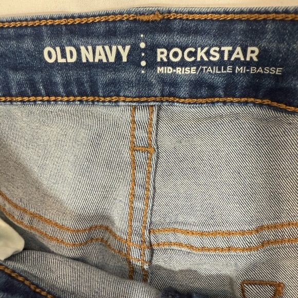 Old Navy Rockstar Super Skinny Ankle Jeans Mid Rise Distressed Raw Hem Size 14 - Picture 7 of 8
